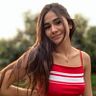 Monse Flores