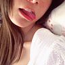 Fernanda Song