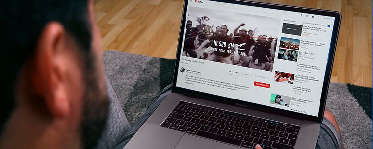 Viral Marketing: Campaigns That Share Themselves