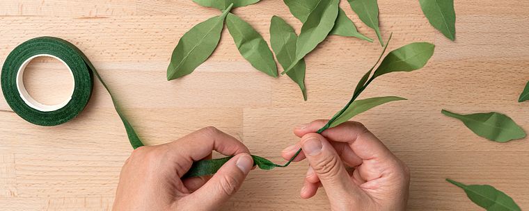Techniken zur Schöpfung von Papierblumen