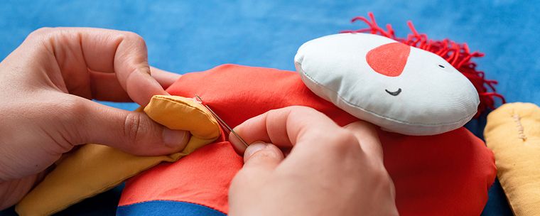 Stoffen poppen ontwerpen voor beginners