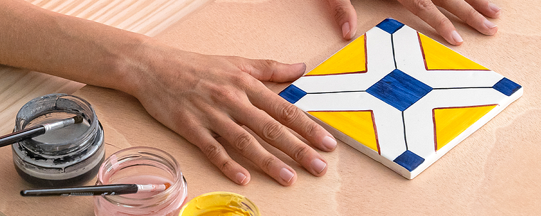 Design e criação de azulejos portugueses