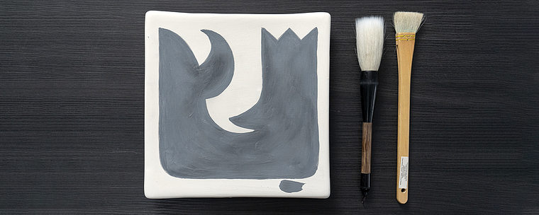Ilustração em cerâmica com scratch art