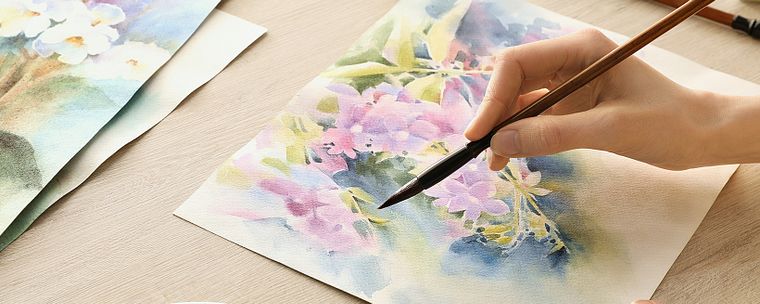 Spécialisation de l'aquarelle: des croquis des débutants aux œuvres d'art convaincantes