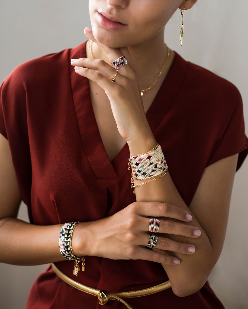 Beaded Jewelry Design: Weave Elegant Patterns