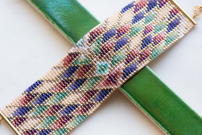 Beaded Jewelry Design: Weave Elegant Patterns