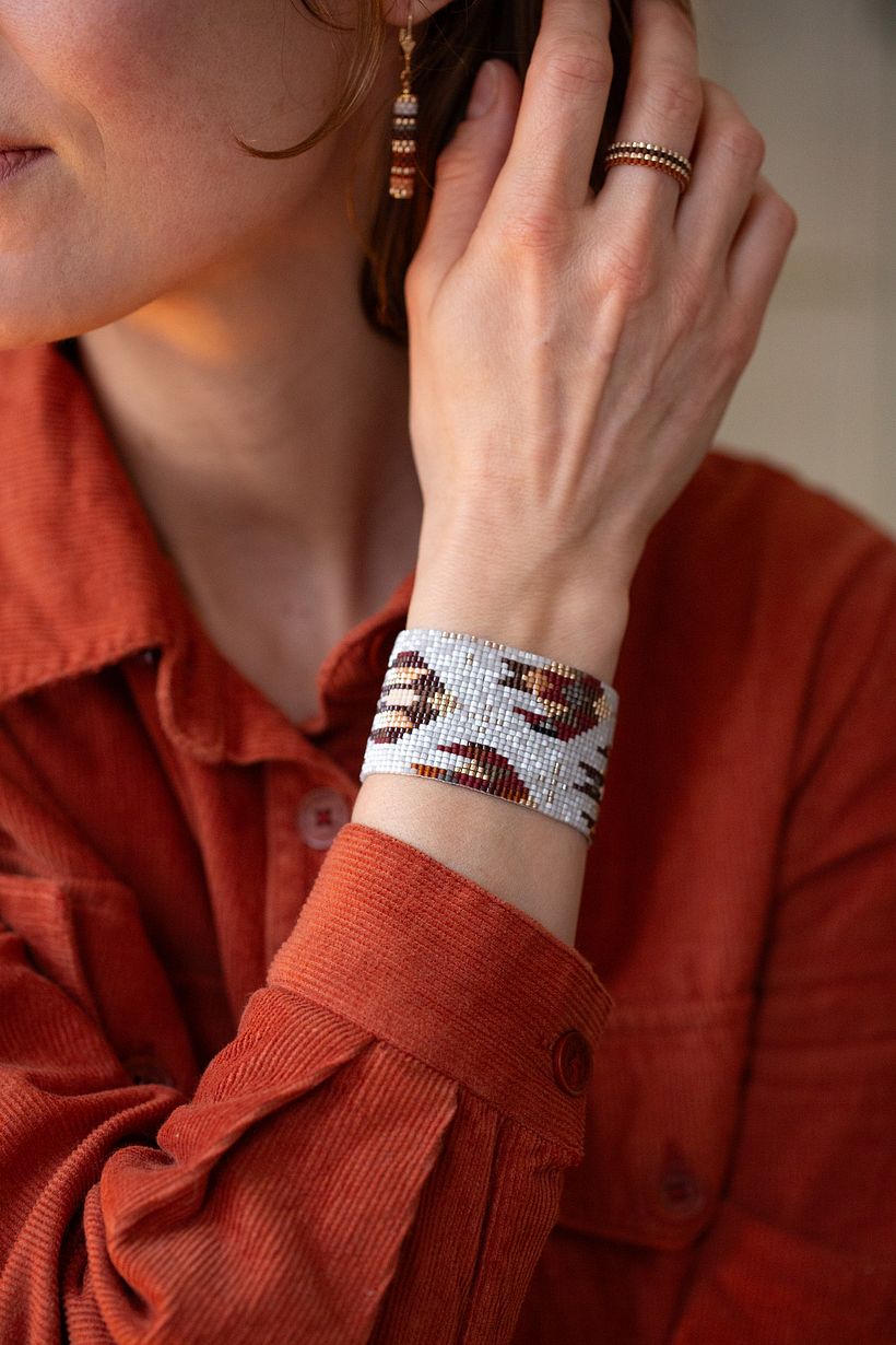 Beaded Jewelry Design: Weave Elegant Patterns