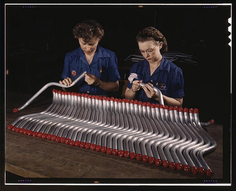 Female Workers 1 1
