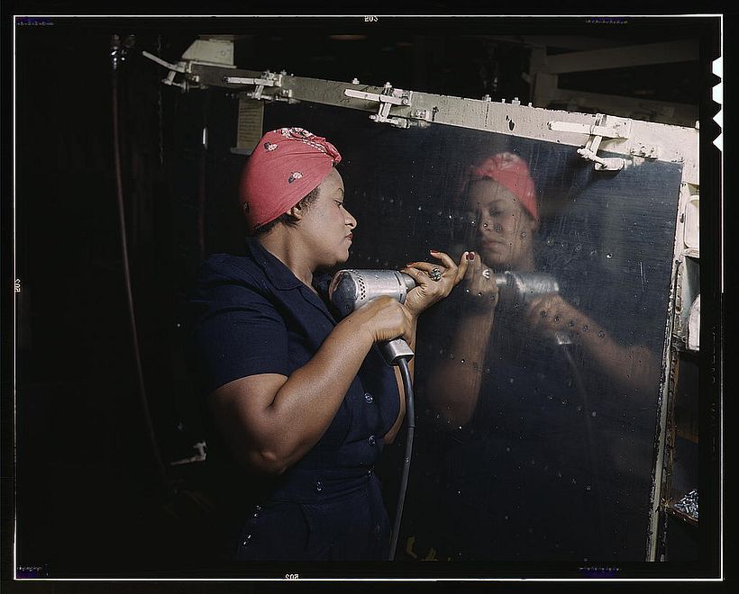 Female Workers 1 2
