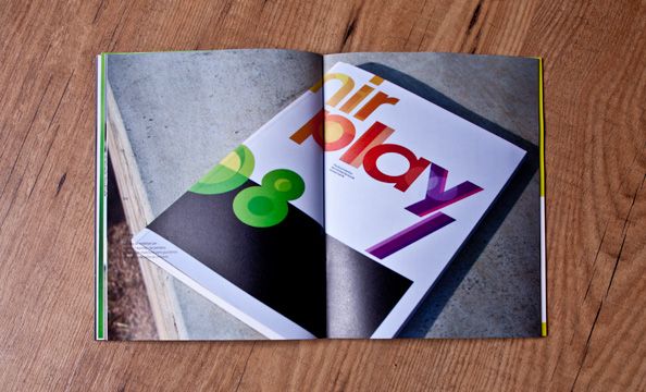 Libro de autopromoción 09 | Zoo Studio 11