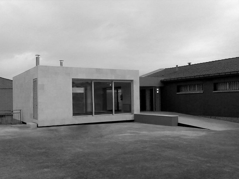 Centro Social en el poblado de Inuesa/Tremañes 2