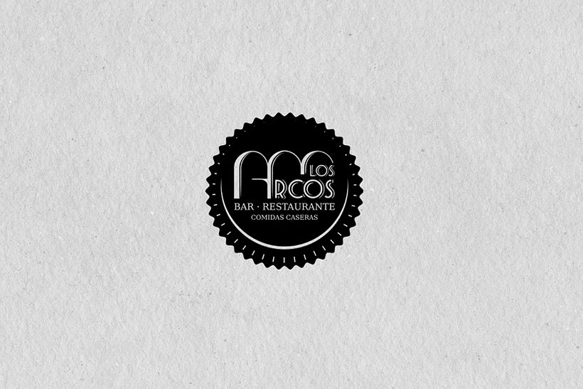 Logotipo Los Arcos · Bar Restaurante 2