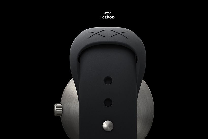 Ikepod by Kaws 4