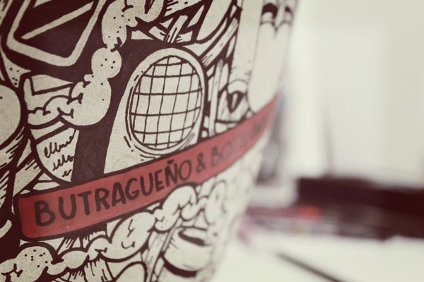 Edición limitada del "Botijo Aniversario B&B" 5