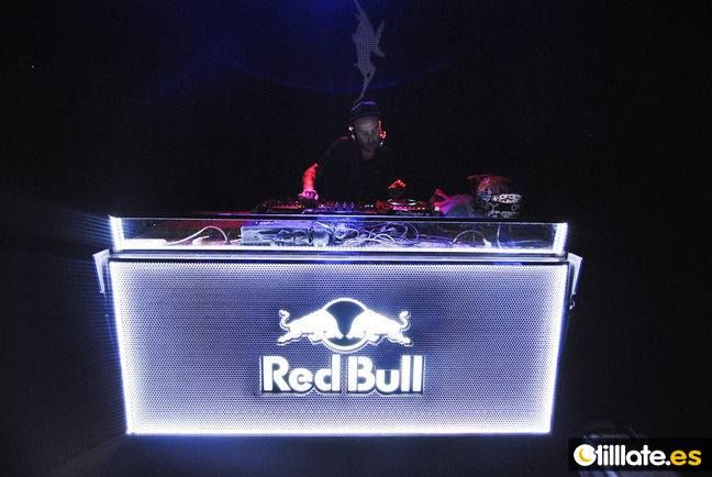 Mesa DJ Flight Case Red Bull 6