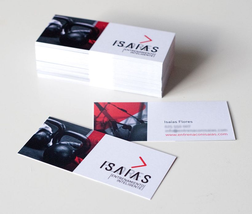 ISAÍAS FLORES // Identidad Visual 0