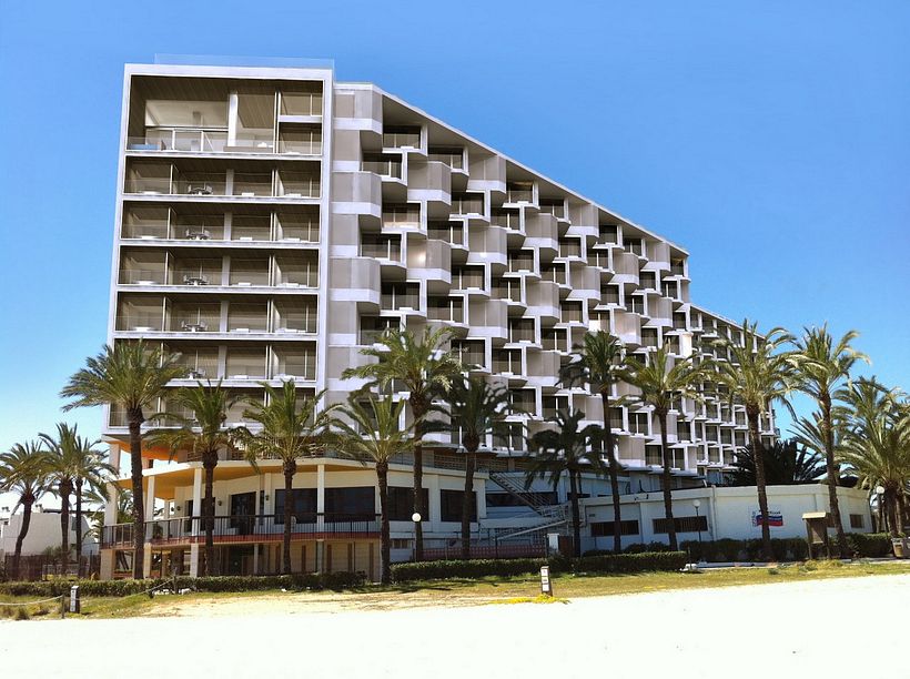 Renders Hotel Hard Rock. Ibiza 4