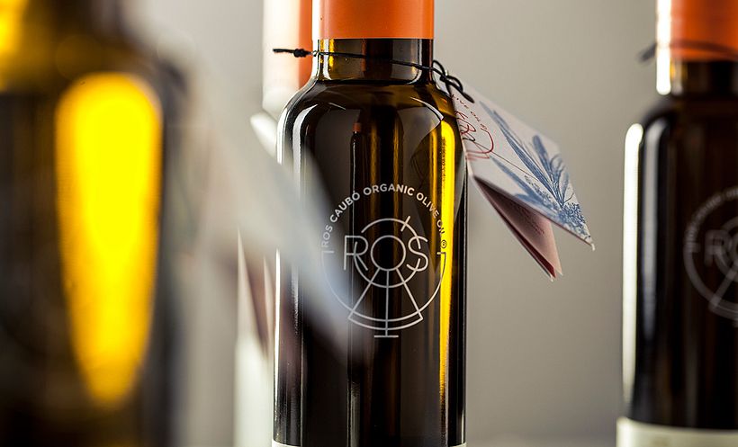 Diseño de marca y packaging | Ros Caubó 3
