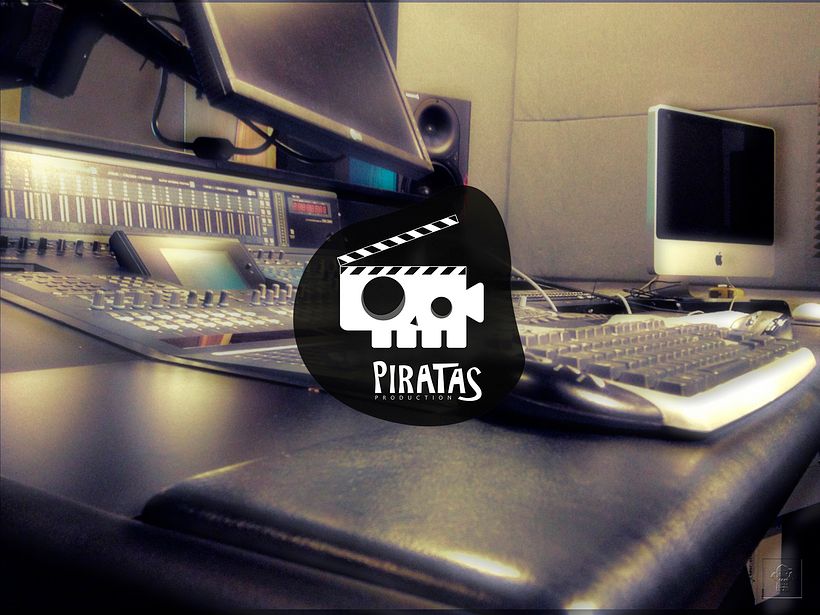 Identidad corporativa "PIRATAS productions", productora de Spots, videos... 5