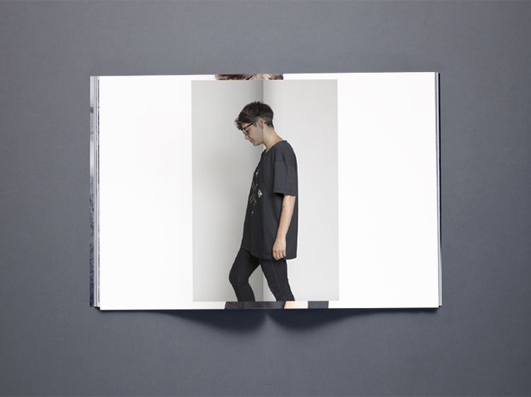 Diseño editorial / Brand Brochure Diamond. 2