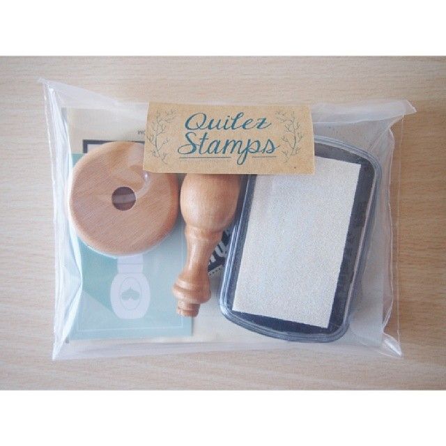 Diseño de Tarjetas Quilez Stamps 3