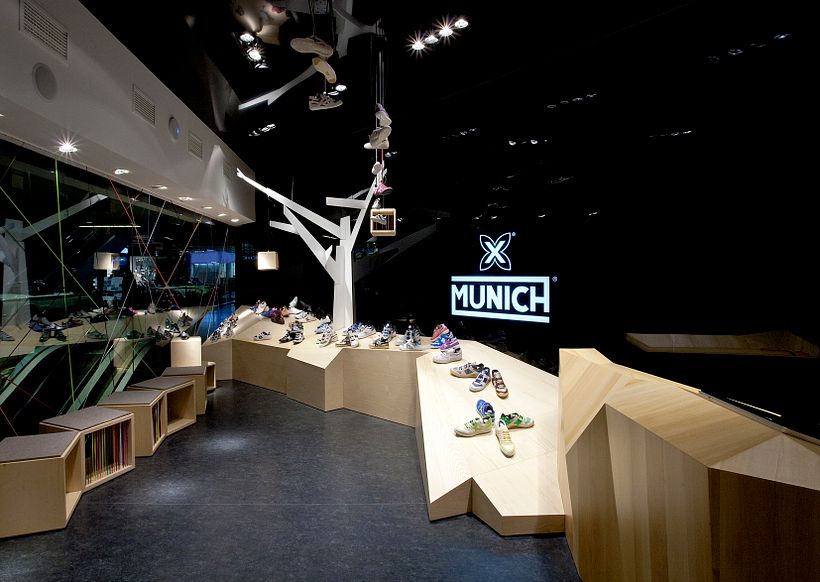 Munich Illa Diagonal 1