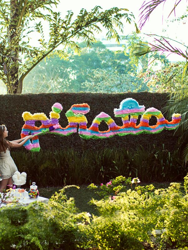 Tribute to the word Piñata 2