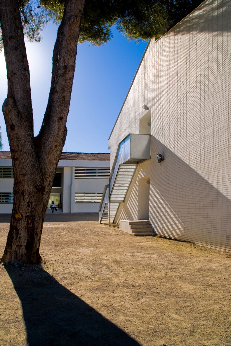 IES Juan de Aréjula (Lucena) Pozo, Miró, Mayoral arquitectos - Fotografie