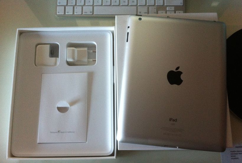 IPAD 3 WIFI + CONECTOR HDMI 3