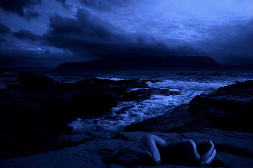 Running to the sea -1