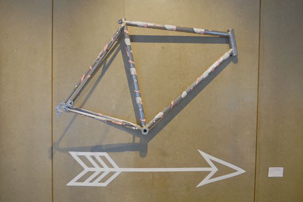 ART & BIKES 16