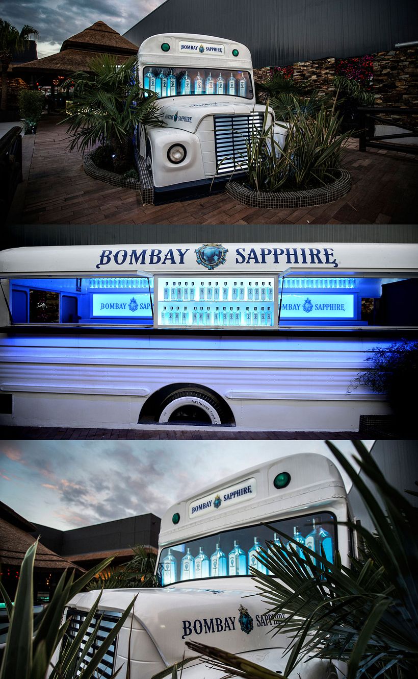 Bus Bombay Mae West 5