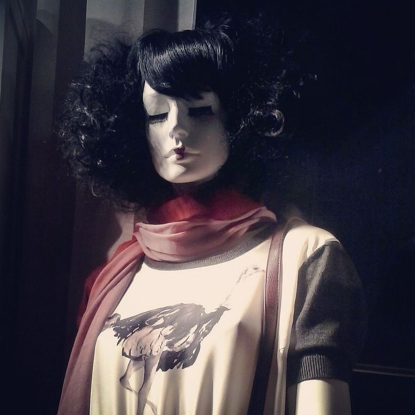 Shop window design 0