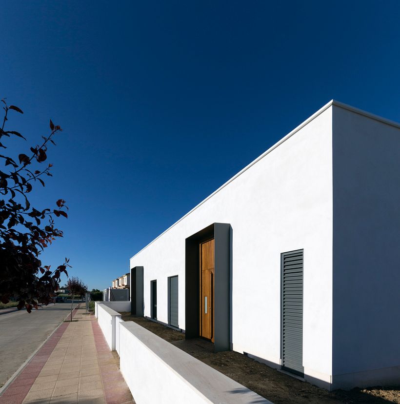 DOS VIVIENDAS-PATIO TUTELADAS. Vitigudino (Sa) 2