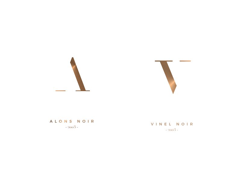 G L A R E   C E L L A R  1