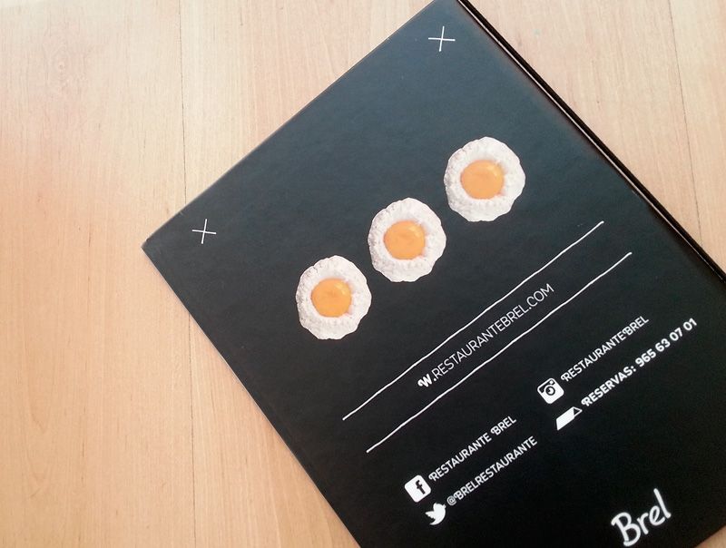 Restaurante Brel | Diseño de cartas + señalética 10