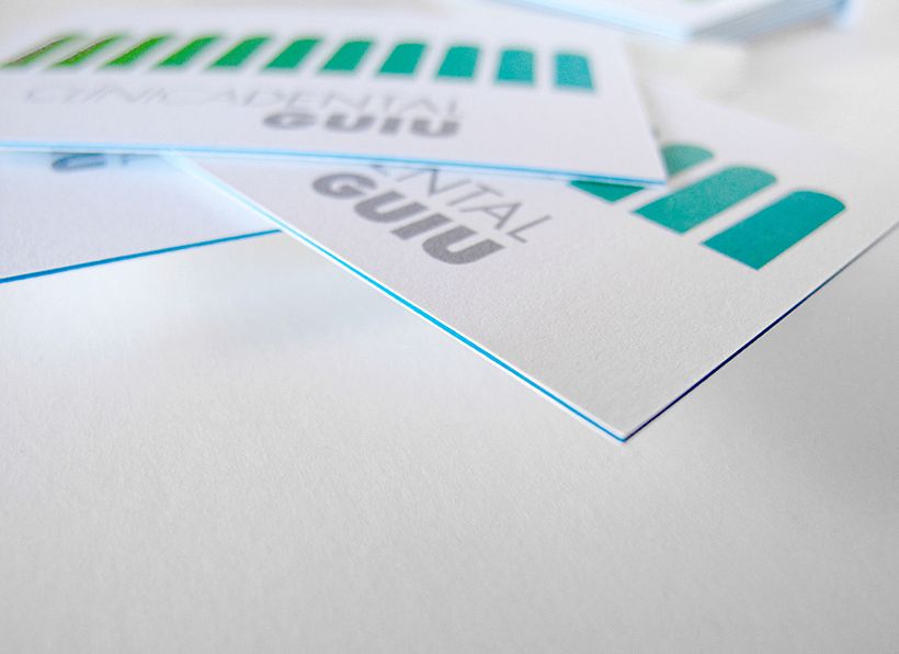 BRANDING PARA CLÍNICA DENTAL GUIU 7