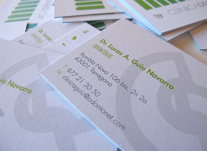 BRANDING PARA CLÍNICA DENTAL GUIU 10