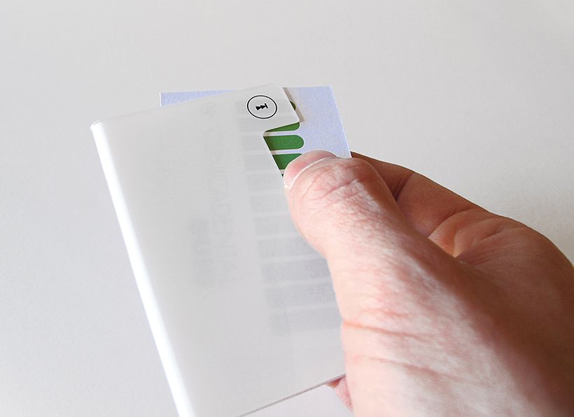 BRANDING PARA CLÍNICA DENTAL GUIU 12