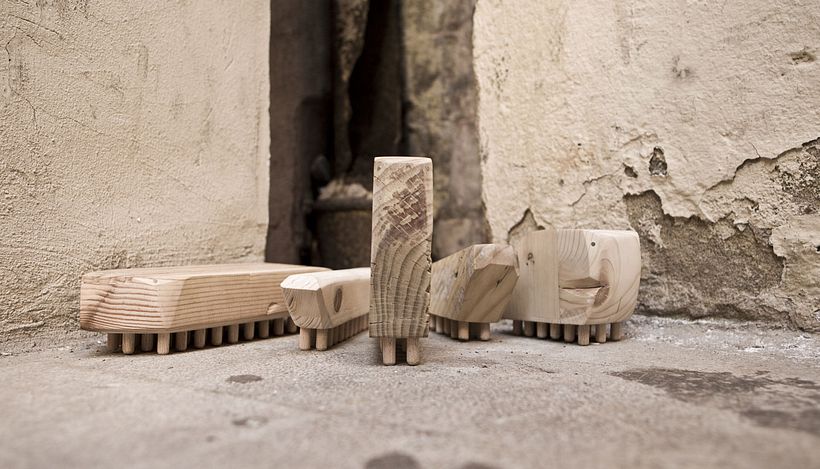 Bits · juguetes de madera recuperada 1