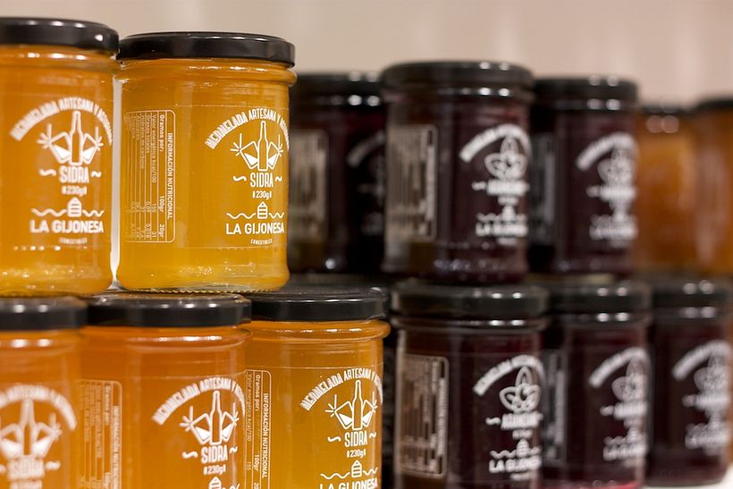 La Gijonesa [diseño de identidad corporativa + packaging] 15