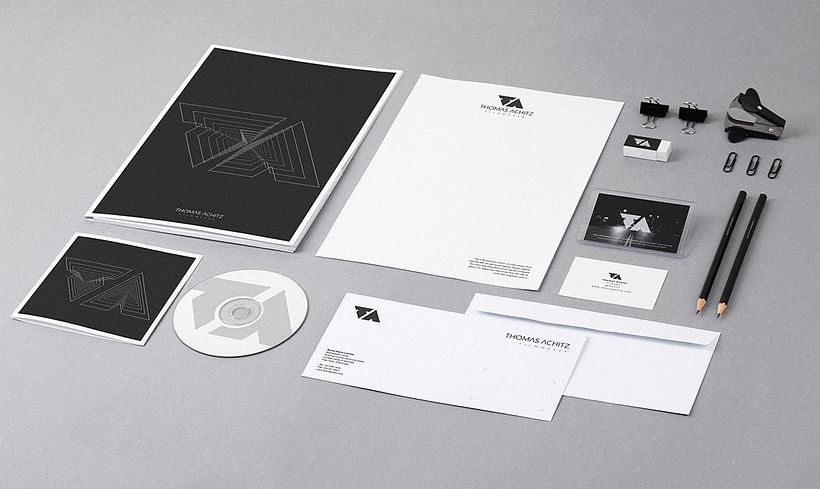 Identidad  Thomas Achitz 6