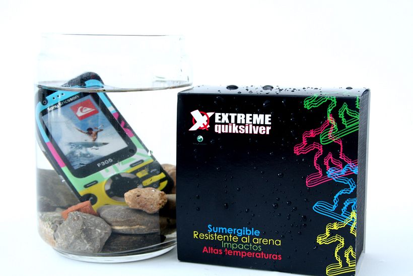 Packaging para Sony Eriksoon Ed. especial Quiksilver 0