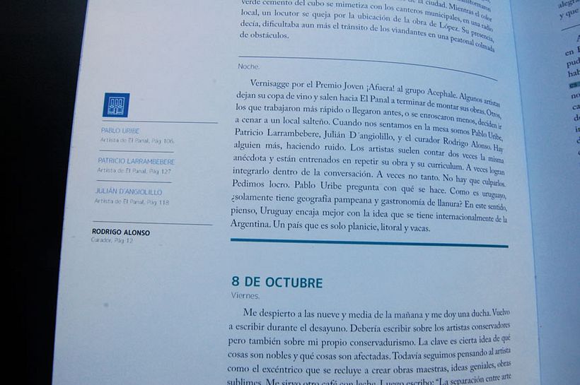 Afuera - Libro sobre muestra de arte contemporáneo 17