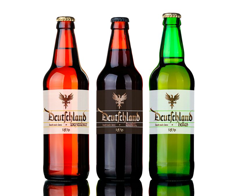 Deutschland Brewery 1876 con góticas potentes 3