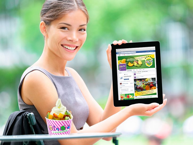 Midias sociales y pagina web Wordpress (responsiva) 0