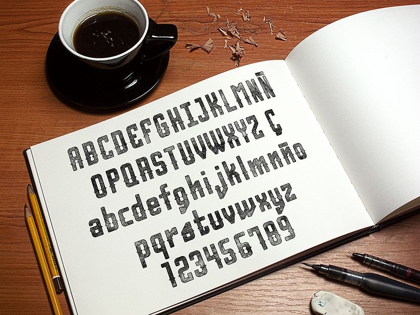 Belvís Regular Font 1