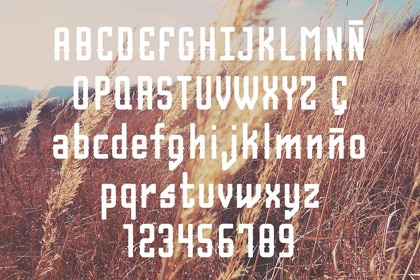 Belvís Regular Font 2