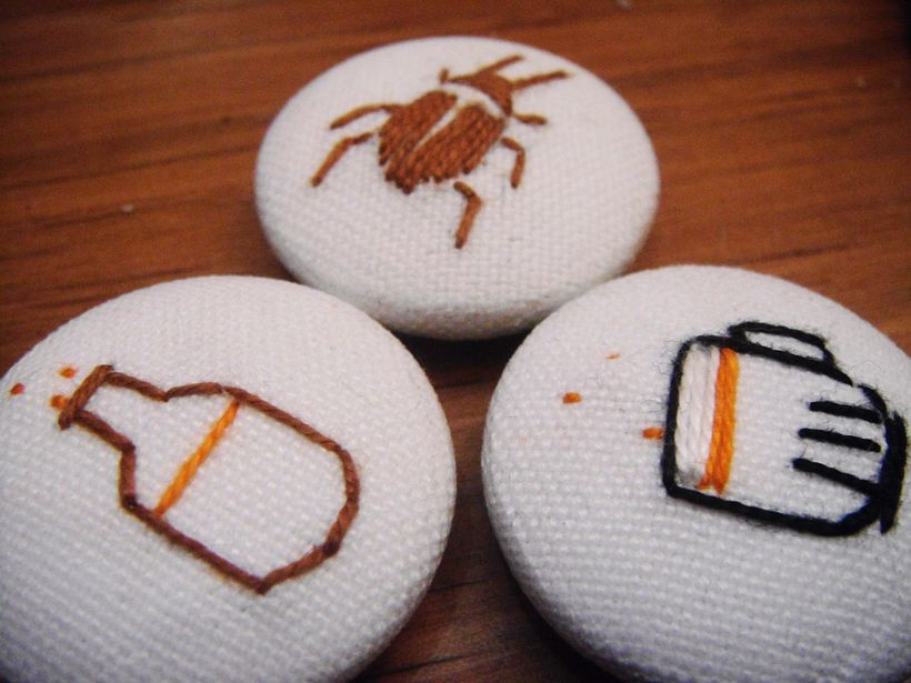 Piedras y Botones 18