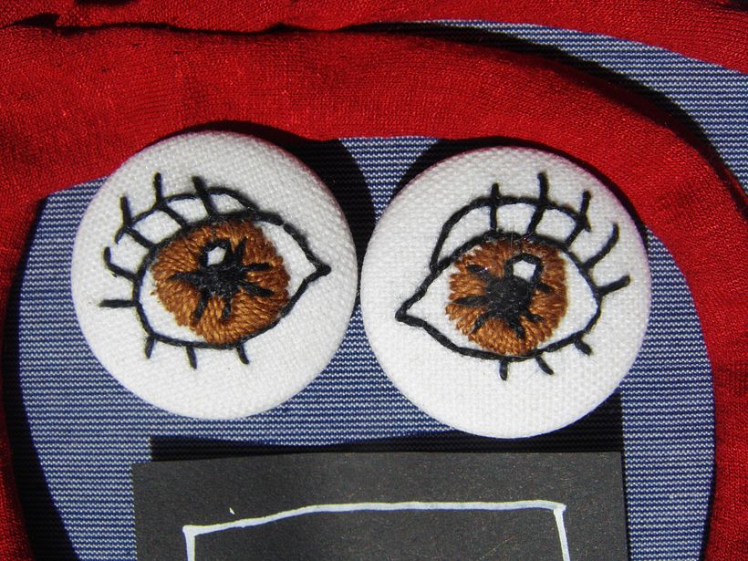 Piedras y Botones 19